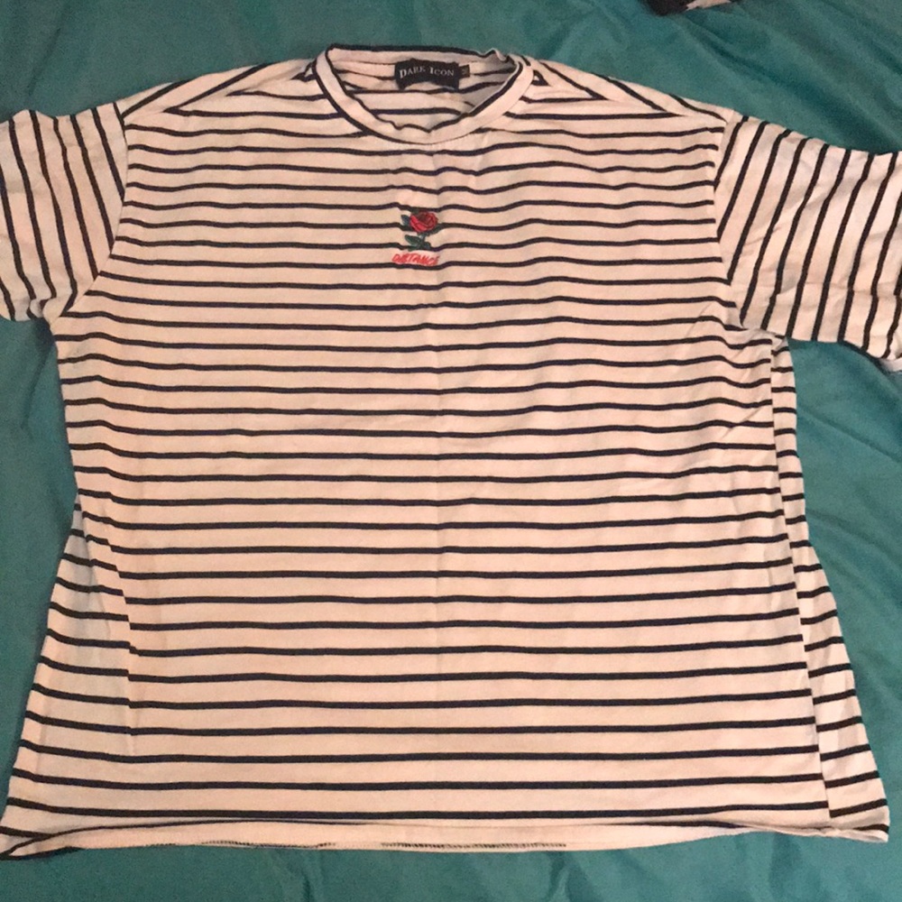 Dark Icon DISTANCE tee